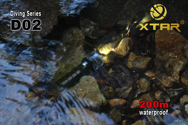 XTAR D02 Профессиональный фонарь для дайвинга и подводной охоты с питанием от ААА батареек и аккумуляторов купить цены