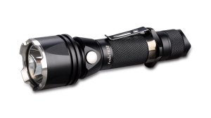 Fenix TK22 (XM-L2) 680 lumens  Поисково-тактический фонарь